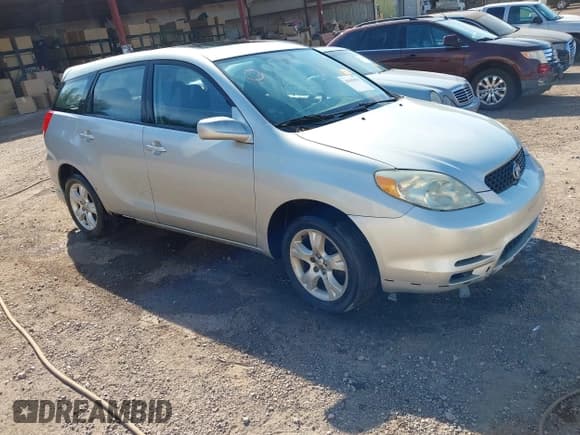 ✅ 2004 Toyota Matrix XR • VIN: 2T1KR32E94C315951 • Lot: 43605810. Listed on IAAI with 258,205 mi. Free auction sales archive from the USA and detailed vehicle history report at DreamBid. Image 1.