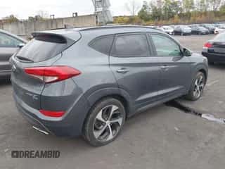 2016 Hyundai Tucson Limited z VIN KM8J3CA26GU122406, wystawiony jako IAAI lot #43520972 z przebiegiem 112 888 mil mil oraz . Historia ofert i sprzedaży dostępna na DreamBid. Obrazek 4.
