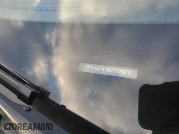 ✅ 2015 Kia Rondo LX • VIN: KNAHT8A38F7093882 • Лот: 80622594. Опубликован ранее на Copart с пробегом 166 550 миль. Бесплатный доступ к архиву аукционных продаж из США и подробный отчёт об истории автомобиля на DreamBid. Изображение 12.