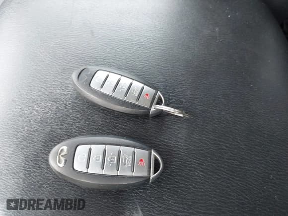 ✅ 2015 Infiniti QX80 • VIN: JN8AZ2NF7F9570752 • Lot: 43715690. Wystawiony na IAAI z przebiegiem 108 975 mil. Bezpłatny archiwum sprzedaży aukcyjnych z USA i szczegółowy raport historii pojazdu na DreamBid. Zdjęcie 11.