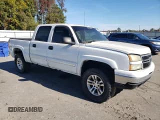 ✅ 2006 Chevrolet Silverado 1500 LT1 • VIN: 2GCEK13ZX61337689 • Лот: 80235864. Опубликован ранее на Copart с пробегом 263 546 миль. Бесплатный доступ к архиву аукционных продаж из США и подробный отчёт об истории автомобиля на DreamBid. Изображение 4.