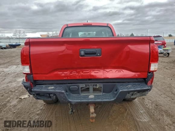 ✅ 2017 Toyota Tacoma SR • VIN: 5TFRX5GN4HX076356 • Lot: 94743385. Wystawiony na Copart z przebiegiem 127 927 mil. Bezpłatny archiwum sprzedaży aukcyjnych z USA i szczegółowy raport historii pojazdu na DreamBid. Zdjęcie 6.