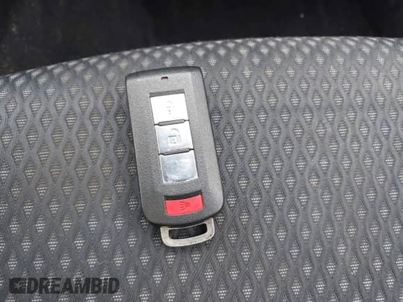 2018 Mitsubishi Outlander ES с VIN JA4AZ3A34JZ031571, выставлен на аукционе IAAI как лот 42574597 с пробегом 113 084 миль миль и . История ставок и продаж доступна на DreamBid. Изображение 11.