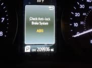 ✅ 2015 Toyota Sienna XLE • VIN: 5TDYK3DC7FS615976 • Lot: 43613176. Wystawiony na IAAI z przebiegiem 209 936 mil. Bezpłatny archiwum sprzedaży aukcyjnych z USA i szczegółowy raport historii pojazdu na DreamBid. Zdjęcie 16.