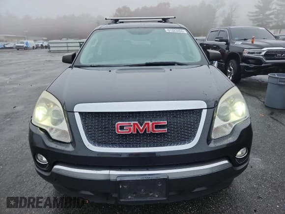 ✅ 2010 GMC Acadia SLE • VIN: 1GKLVLED0AJ137421 • Lot: 91323465. Wystawiony na Copart z przebiegiem 159 724 mil. Bezpłatny archiwum sprzedaży aukcyjnych z USA i szczegółowy raport historii pojazdu na DreamBid. Zdjęcie 5.