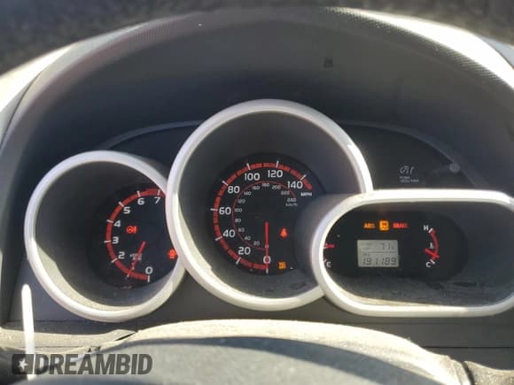 ✅ 2009 Pontiac Vibe • VIN: 5Y2SN67009Z447195 • Lot: 93284665. Wystawiony na Copart z przebiegiem 191 189 mil. Bezpłatny archiwum sprzedaży aukcyjnych z USA i szczegółowy raport historii pojazdu na DreamBid. Zdjęcie 9.