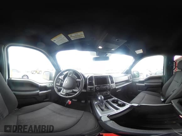 ✅ 2020 Ford F-150 XL • VIN: 1FTEW1CP5LKD23908 • Lot: 43161396. Listed on IAAI with 68,112 mi. Free auction sales archive from the USA and detailed vehicle history report at DreamBid. Image 18.