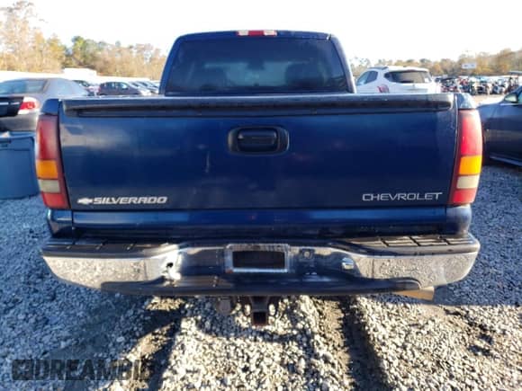 2001 Chevrolet Silverado 1500 LT z VIN 1GCEC19T11Z180375, wystawiony jako Copart lot #84170524 z przebiegiem 180 728 mil mil oraz Szkoda całkowita • Salvage title. Historia ofert i sprzedaży dostępna na DreamBid. Obrazek 6.