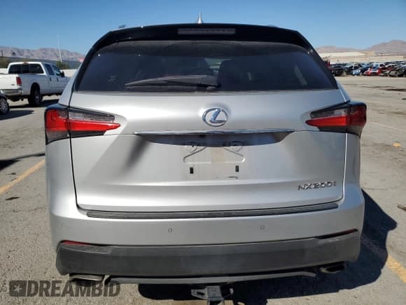 ✅ 2015 Lexus NX 200t • VIN: JTJYARBZ5F2020335 • Лот: 85161625. Опубликован ранее на Copart с пробегом 122 142 миль. Бесплатный доступ к архиву аукционных продаж из США и подробный отчёт об истории автомобиля на DreamBid. Изображение 6.