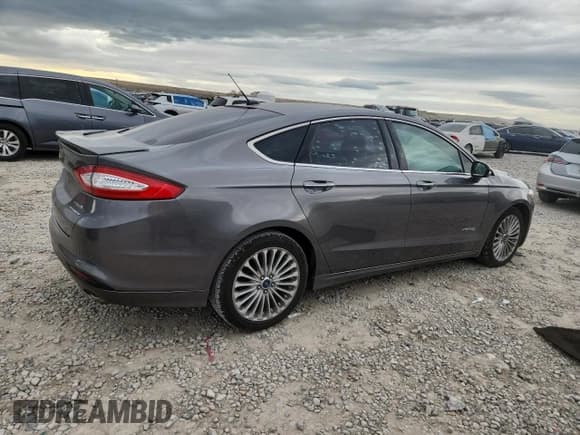✅ 2014 Ford Fusion Titanium Hybrid • VIN: 3FA6P0RU5ER398119 • Lot: 92226625. Wystawiony na Copart z przebiegiem 208 179 mil. Bezpłatny archiwum sprzedaży aukcyjnych z USA i szczegółowy raport historii pojazdu na DreamBid. Zdjęcie 3.