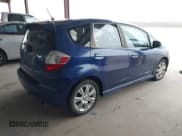 ✅ 2010 Honda Fit Sport • VIN: JHMGE8H42AS011172 • Lot: 43858826. Wystawiony na IAAI z przebiegiem 180 816 mil. Bezpłatny archiwum sprzedaży aukcyjnych z USA i szczegółowy raport historii pojazdu na DreamBid. Zdjęcie 4.