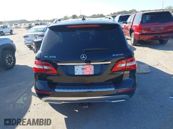 ✅ 2014 Mercedes-Benz M 350 • VIN: 4JGDA2EB0EA286014 • Lot: 43904875. Wystawiony na IAAI z przebiegiem 183 664 mil. Bezpłatny archiwum sprzedaży aukcyjnych z USA i szczegółowy raport historii pojazdu na DreamBid. Zdjęcie 16.