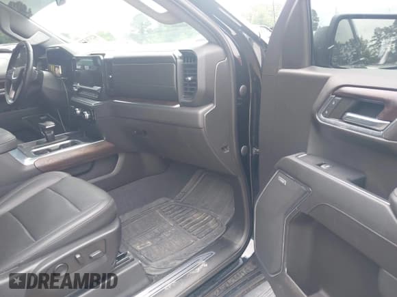 ✅ 2022 GMC Sierra 1500 SLT • VIN: 3GTUUDED1NG604300 • Lot: 42376372. Listed on IAAI with 49,793 mi. Free auction sales archive from the USA and detailed vehicle history report at DreamBid. Image 5.