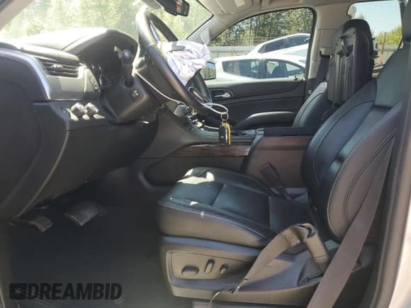 ✅ 2020 Chevrolet Tahoe LT • VIN: 1GNSKBKC3LR284477 • Лот: 63771295. Опубликован ранее на Copart с пробегом 79 470 миль. Бесплатный доступ к архиву аукционных продаж из США и подробный отчёт об истории автомобиля на DreamBid. Изображение 7.