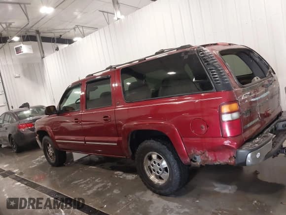 ✅ 2003 Chevrolet Suburban LT • VIN: 1GNFK16Z63J127986 • Лот: 41362871. Опубликован ранее на IAAI с пробегом 245 572 миль. Бесплатный доступ к архиву аукционных продаж из США и подробный отчёт об истории автомобиля на DreamBid. Изображение 14.