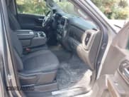 ✅ 2020 Chevrolet Silverado 1500 RST • VIN: 3GCUYEET0LG419931 • Lot: 42965947. Wystawiony na IAAI z przebiegiem 104 149 mil. Bezpłatny archiwum sprzedaży aukcyjnych z USA i szczegółowy raport historii pojazdu na DreamBid. Zdjęcie 5.