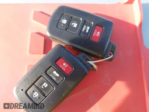 ✅ 2014 Toyota Avalon XLE Premium • VIN: 4T1BK1EB3EU086273 • Lot: 43682146. Wystawiony na IAAI z przebiegiem 235 580 mil. Bezpłatny archiwum sprzedaży aukcyjnych z USA i szczegółowy raport historii pojazdu na DreamBid. Zdjęcie 11.