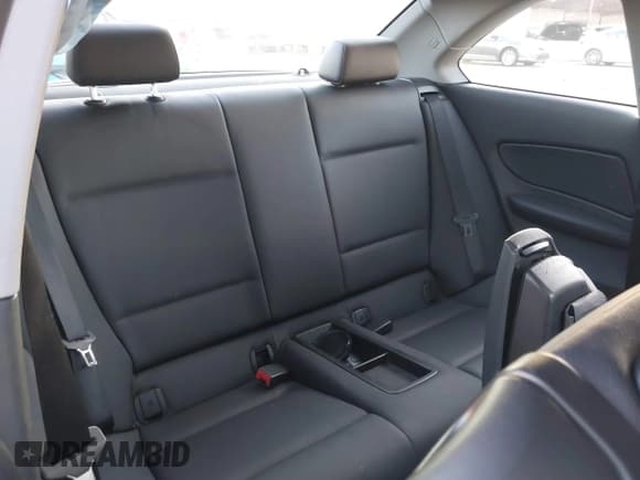 ✅ 2013 BMW 1 Series 128i • VIN: WBAUP9C53DVS95917 • Lot: 41398338. Listed on IAAI with 52,160 mi. Free auction sales archive from the USA and detailed vehicle history report at DreamBid. Image 8.