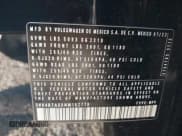 ✅ 2022 Volkswagen Tiguan SEL R-Line • VIN: 3VV4B7AX5NM152779 • Lot: 43320577. Wystawiony na IAAI z przebiegiem 18 358 mil. Bezpłatny archiwum sprzedaży aukcyjnych z USA i szczegółowy raport historii pojazdu na DreamBid. Zdjęcie 9.