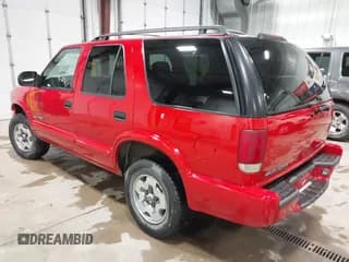 ✅ 2002 Chevrolet Blazer LS • VIN: 1GNDT13W02K213365 • Lot: 42561803. Wystawiony na IAAI z przebiegiem 112 894 mil. Bezpłatny archiwum sprzedaży aukcyjnych z USA i szczegółowy raport historii pojazdu na DreamBid. Zdjęcie 3.