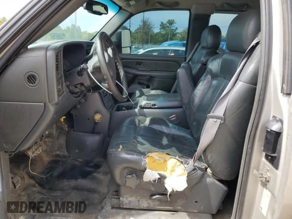 ✅ 2007 GMC Sierra 2500HD SLE1 • VIN: 1GTHK29D57E164940 • Lot: 71756044. Wystawiony na Copart z przebiegiem 371 493 mil. Bezpłatny archiwum sprzedaży aukcyjnych z USA i szczegółowy raport historii pojazdu na DreamBid. Zdjęcie 7.