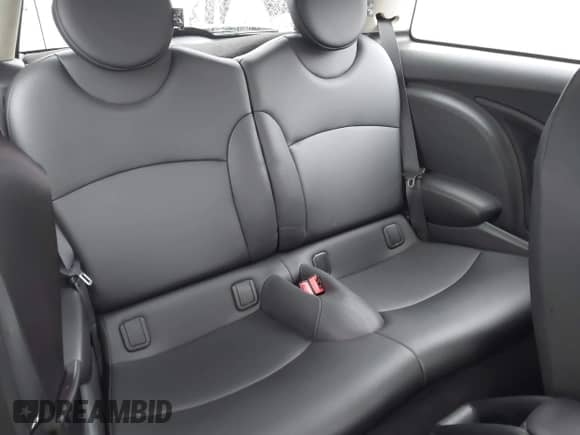 2012 MINI Hardtop with VIN WMWSU3C5XCT262971, listed as a IAAI auction lot 43359213 with 42,086 mi miles and . Bid and sale history available at DreamBid. Image 8.