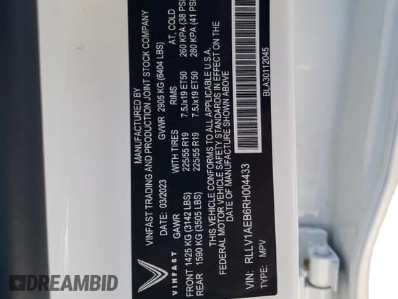✅ 2024 VinFast VF 8 Eco • VIN: RLLV1AEB6RH004433 • Лот: 81082834. Опубликован ранее на Copart с пробегом Не указан. Бесплатный доступ к архиву аукционных продаж из США и подробный отчёт об истории автомобиля на DreamBid. Изображение 12.