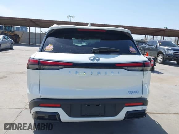 ✅ 2024 Infiniti QX60 Luxe • VIN: 5N1DL1FR2RC354193 • Лот: 41829558. Опубликован ранее на IAAI с пробегом 7 748 миль. Бесплатный доступ к архиву аукционных продаж из США и подробный отчёт об истории автомобиля на DreamBid. Изображение 17.