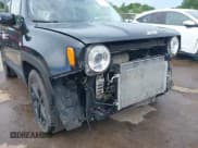 ✅ 2017 Jeep Renegade Altitude • VIN: ZACCJABB1HPF73204 • Lot: 42561124. Listed on IAAI with 43,288 mi. Free auction sales archive from the USA and detailed vehicle history report at DreamBid. Image 6.