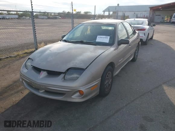✅ 2001 Pontiac Sunfire SE • VIN: 1G2JB524X17335369 • Лот: 43831509. Опубликован ранее на IAAI с пробегом Не указан. Бесплатный доступ к архиву аукционных продаж из США и подробный отчёт об истории автомобиля на DreamBid. Изображение 2.
