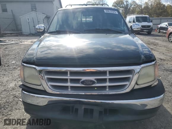 ✅ 2001 Ford F-150 XL • VIN: 1FTRX17W11NB70374 • Lot: 89612325. Listed on Copart with 124,157 mi. Free auction sales archive from the USA and detailed vehicle history report at DreamBid. Image 5.