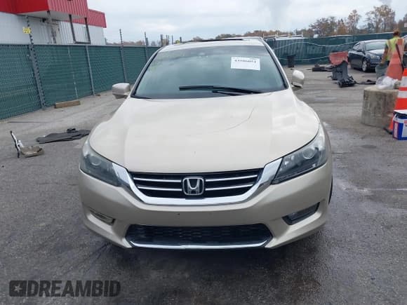 ✅ 2014 Honda Accord EX-L • VIN: 1HGCR3F89EA010112 • Lot: 43586051. Listed on IAAI with 96,316 mi. Free auction sales archive from the USA and detailed vehicle history report at DreamBid. Image 12.
