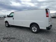 ✅ 2019 GMC Savana Cargo • VIN: 1GTW7BFPXK1277192 • Лот: 86145655. Опубликован ранее на Copart с пробегом 80 464 миль. Бесплатный доступ к архиву аукционных продаж из США и подробный отчёт об истории автомобиля на DreamBid. Изображение 2.