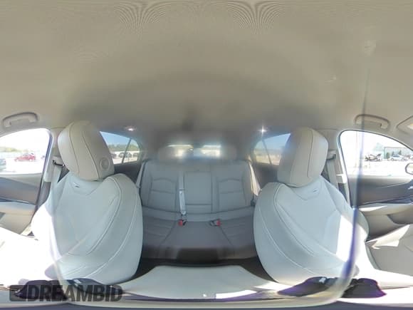 ✅ 2019 Cadillac XT4 FWD Luxury • VIN: 1GYAZAR42KF214097 • Лот: 84178125. Опубликован ранее на Copart с пробегом 35 588 миль. Бесплатный доступ к архиву аукционных продаж из США и подробный отчёт об истории автомобиля на DreamBid. Изображение 15.