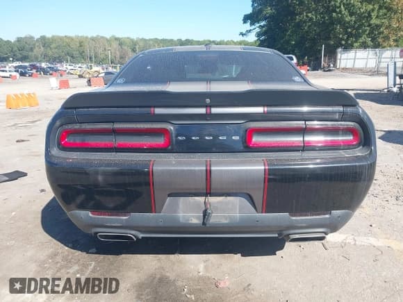 ✅ 2019 Dodge Challenger R/T • VIN: 2C3CDZBT2KH626178 • Lot: 43420289. Listed on IAAI with 105,616 mi. Free auction sales archive from the USA and detailed vehicle history report at DreamBid. Image 16.
