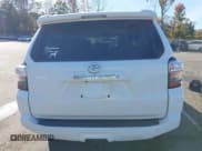 ✅ 2016 Toyota 4Runner SR5 • VIN: JTEBU5JRXG5302198 • Lot: 43533089. Wystawiony na IAAI z przebiegiem 90 197 mil. Bezpłatny archiwum sprzedaży aukcyjnych z USA i szczegółowy raport historii pojazdu na DreamBid. Zdjęcie 16.