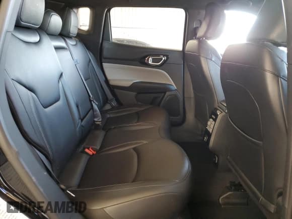 ✅ 2025 Jeep Compass Limited • VIN: 3C4NJDCN7ST548455 • Lot: 90300255. Listed on Copart with 21,116 mi. Free auction sales archive from the USA and detailed vehicle history report at DreamBid. Image 11.