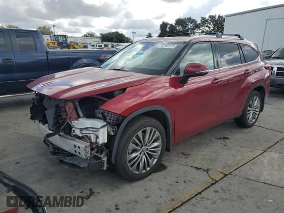 ✅ 2020 Toyota Highlander Platinum • VIN: 5TDFZRBHXLS042510 • Лот: 82393125. Опубликован ранее на Copart с пробегом 33 992 миль. Бесплатный доступ к архиву аукционных продаж из США и подробный отчёт об истории автомобиля на DreamBid. Изображение 1.