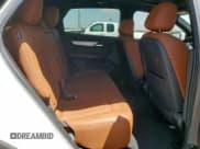 ✅ 2024 VinFast VF 8 Plus • VIN: RLLV1AFA6RH004423 • Lot: 64814695. Wystawiony na Copart z przebiegiem 8 863 mil. Bezpłatny archiwum sprzedaży aukcyjnych z USA i szczegółowy raport historii pojazdu na DreamBid. Zdjęcie 11.