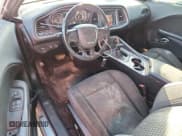 ✅ 2016 Dodge Challenger SXT • VIN: 2C3CDZAG3GH129104 • Lot: 82504885. Wystawiony na Copart z przebiegiem 146 846 mil. Bezpłatny archiwum sprzedaży aukcyjnych z USA i szczegółowy raport historii pojazdu na DreamBid. Zdjęcie 8.