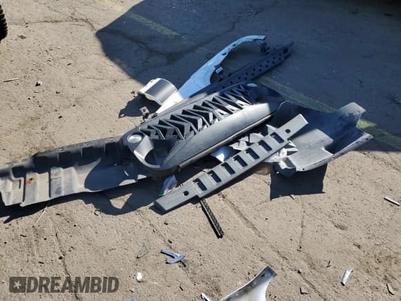 ✅ 2017 Jeep Wrangler Unlimited Rubicon • VIN: 1C4HJWFG1HL628148 • Lot: 89854905. Listed on Copart with 109,896 mi. Free auction sales archive from the USA and detailed vehicle history report at DreamBid. Image 13.