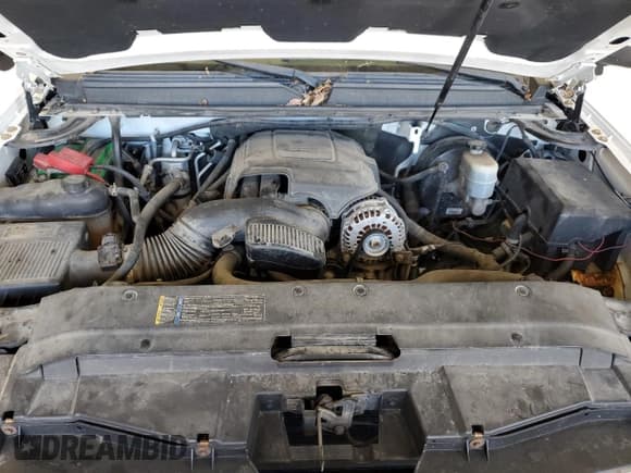 ✅ 2010 Chevrolet Suburban LT • VIN: 1GNUKJE35AR251475 • Lot: 73191634. Wystawiony na Copart z przebiegiem 244 557 mil. Bezpłatny archiwum sprzedaży aukcyjnych z USA i szczegółowy raport historii pojazdu na DreamBid. Zdjęcie 12.