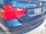 ✅ 2011 BMW 3 Series 328i xDrive • VIN: WBAUU3C50BA542420 • Lot: 42463583. Listed on IAAI with 140,053 mi. Free auction sales archive from the USA and detailed vehicle history report at DreamBid. Image 17.