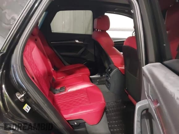 ✅ 2024 Audi SQ5 Premium Plus • VIN: WA1B4AFY4R2084321 • Лот: 41306969. Опубликован ранее на IAAI с пробегом 6 448 миль. Бесплатный доступ к архиву аукционных продаж из США и подробный отчёт об истории автомобиля на DreamBid. Изображение 8.