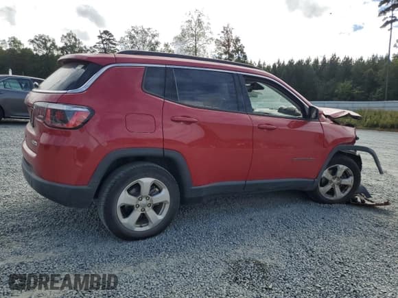 ✅ 2019 Jeep Compass Latitude • VIN: 3C4NJCBB0KT658362 • Lot: 82263145. Listed on Copart with 162,412 mi. Free auction sales archive from the USA and detailed vehicle history report at DreamBid. Image 3.