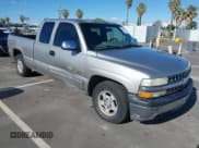 ✅ 2000 Chevrolet Silverado 1500 LS • VIN: 1GCEC19T9YZ332848 • Lot: 41949847. Listed on IAAI with 201,214 mi. Free auction sales archive from the USA and detailed vehicle history report at DreamBid. Image 1.