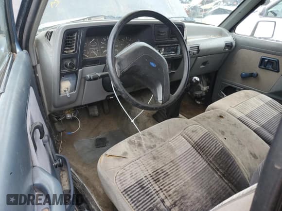 ✅ 1991 Ford Ranger • VIN: 1FTCR15T2MTA40662 • Lot: 71111795. Listed on Copart with 90,409 mi. Free auction sales archive from the USA and detailed vehicle history report at DreamBid. Image 8.