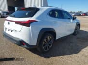 ✅ 2021 Lexus UX 250h F Sport • VIN: JTHE9JBH4M2049487 • Lot: 43488657. Wystawiony na IAAI z przebiegiem 39 327 mil. Bezpłatny archiwum sprzedaży aukcyjnych z USA i szczegółowy raport historii pojazdu na DreamBid. Zdjęcie 4.