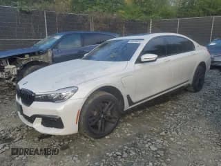 ✅ 2019 BMW 7 Series 740e xDrive • VIN: WBA7J2C50KB440416 • Lot: 68899024. Wystawiony na Copart z przebiegiem 64 653 mil. Bezpłatny archiwum sprzedaży aukcyjnych z USA i szczegółowy raport historii pojazdu na DreamBid. Zdjęcie 1.