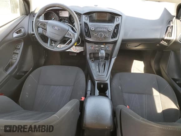 ✅ 2018 Ford Focus SE • VIN: 1FADP3FE9JL278340 • Lot: 50839345. Wystawiony na Copart z przebiegiem 83 187 mil. Bezpłatny archiwum sprzedaży aukcyjnych z USA i szczegółowy raport historii pojazdu na DreamBid. Zdjęcie 8.